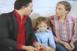صورة صادمة لنجم مشهور يجلس بين سعيد صالح و الزعيم عندما كان طفلا , لن تتخيل كيف تغير شكلة