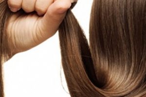 وصفات طبيعية سريعة تساعد في تطويل الشعر